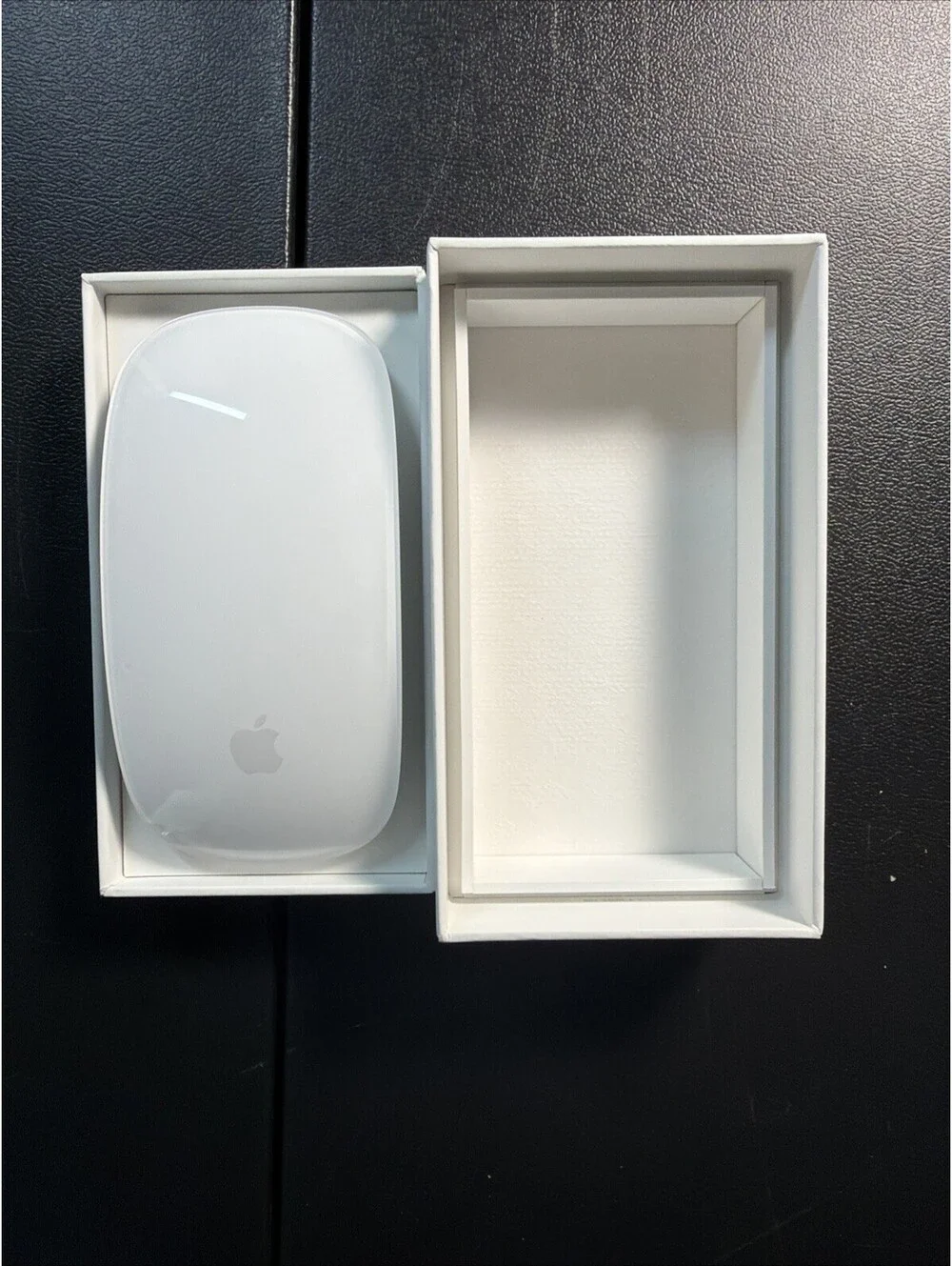 Apple Magic Mouse 2 A1657 White/Silver Open Box w/ Original Box & Charger